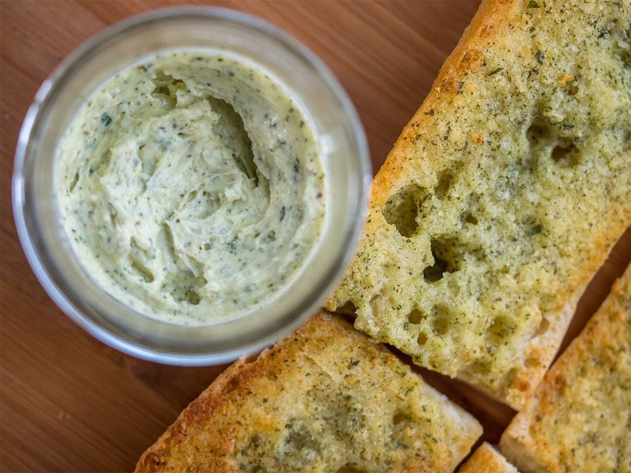 Herbed Garlic Spread 12 Tomatoes