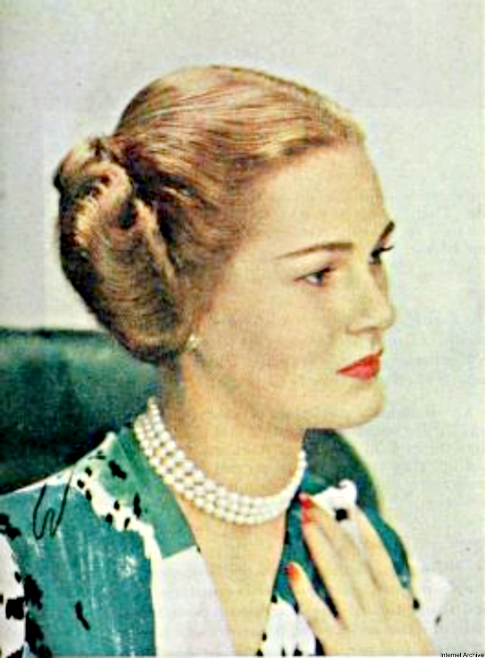 8 Beauty and Fashion tips from Our Mothers and Grandmothers
