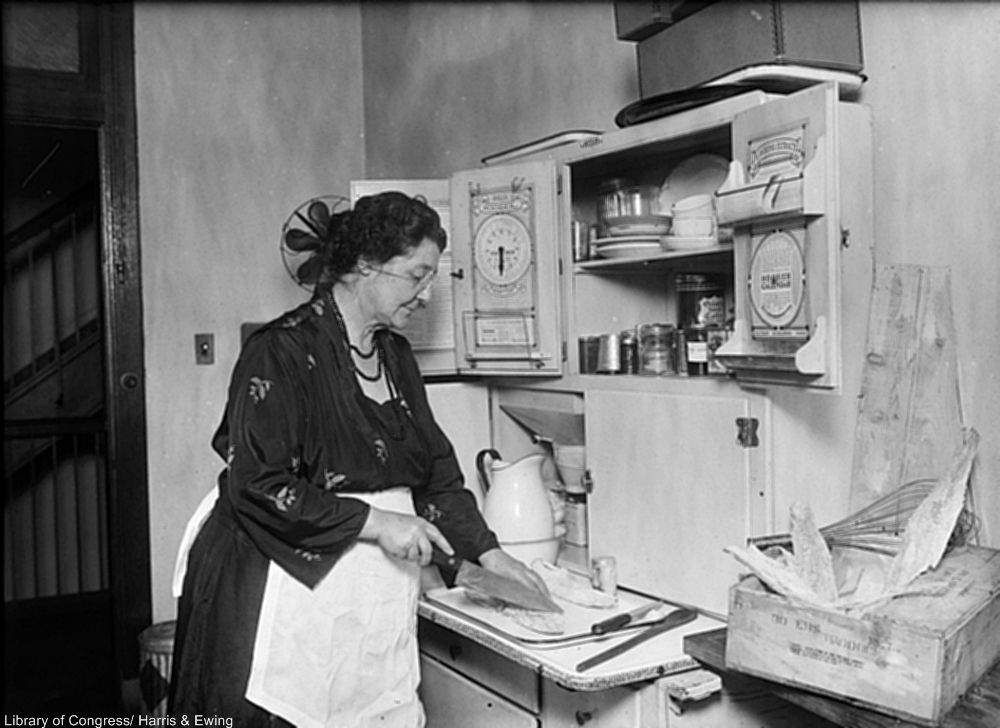Anatomy of an Old-Fashioned Kitchen