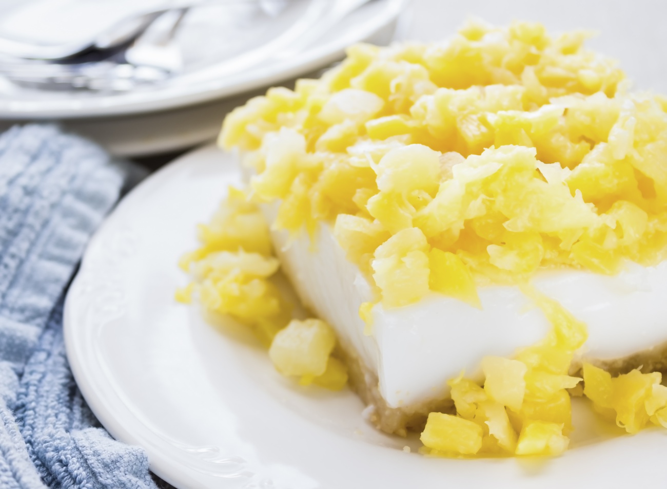 Creamy Coconut Pineapple Pudding Pie 12 Tomatoes