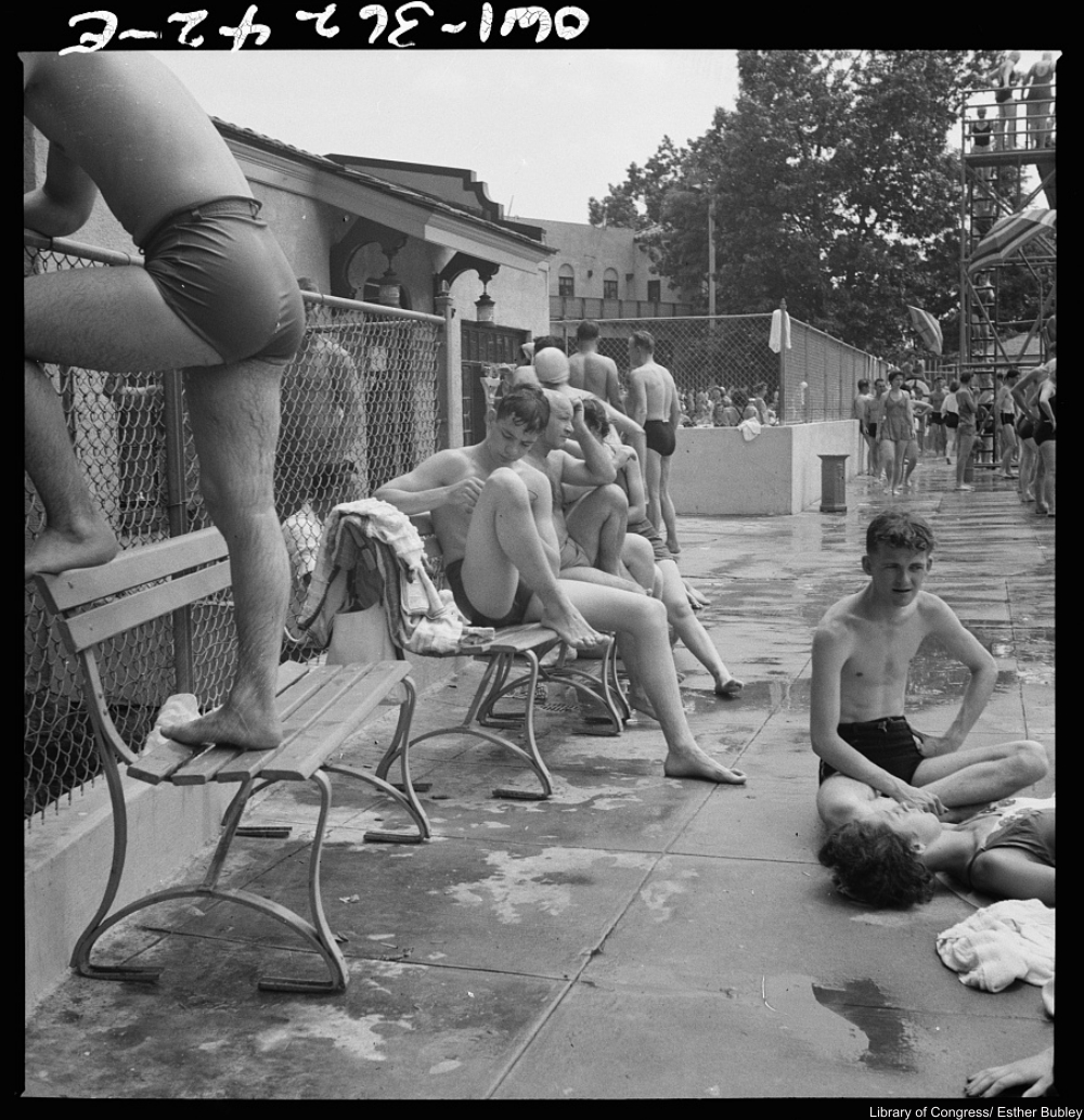 A Trip to the Glen Echo Amusement Park in 1943