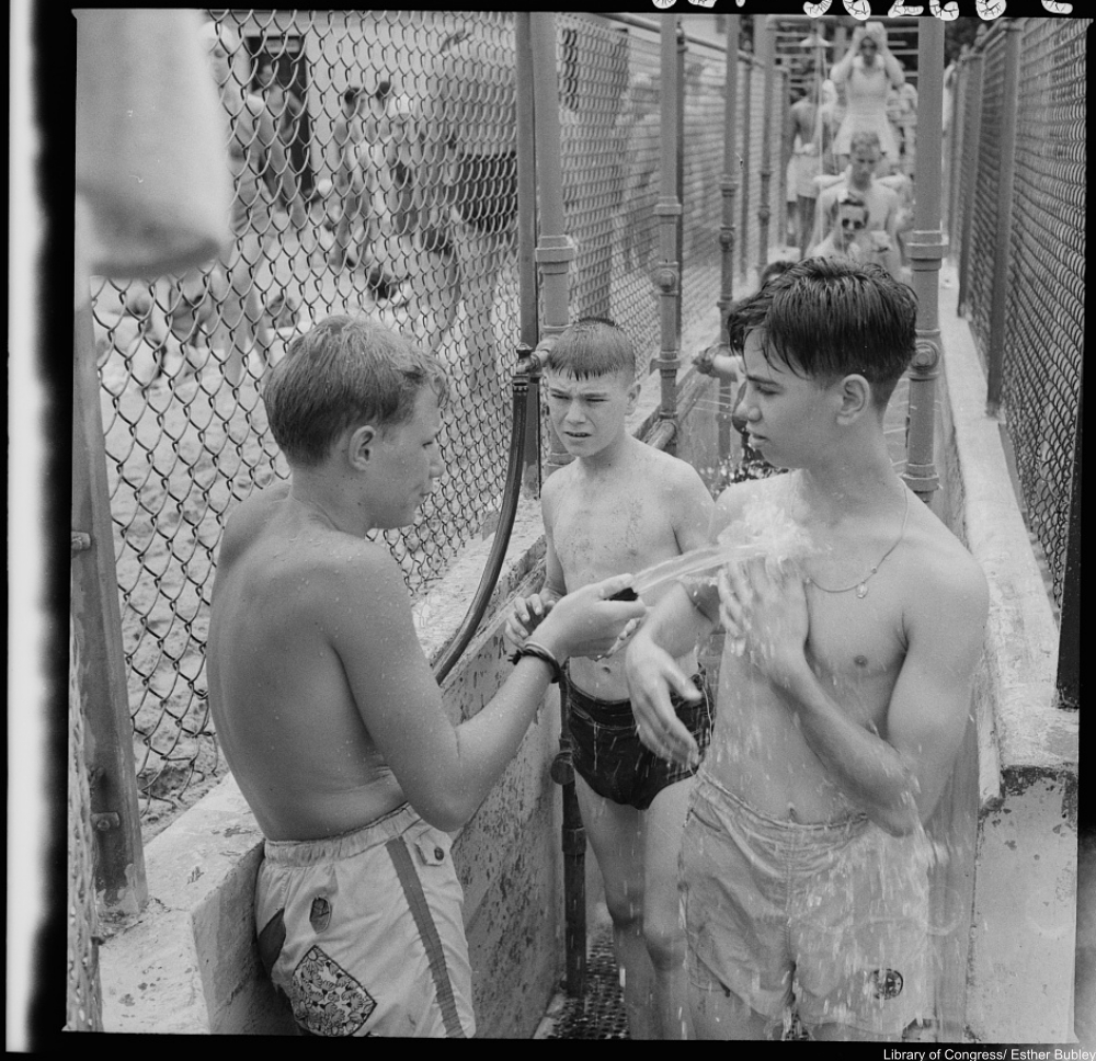 A Trip to the Glen Echo Amusement Park in 1943