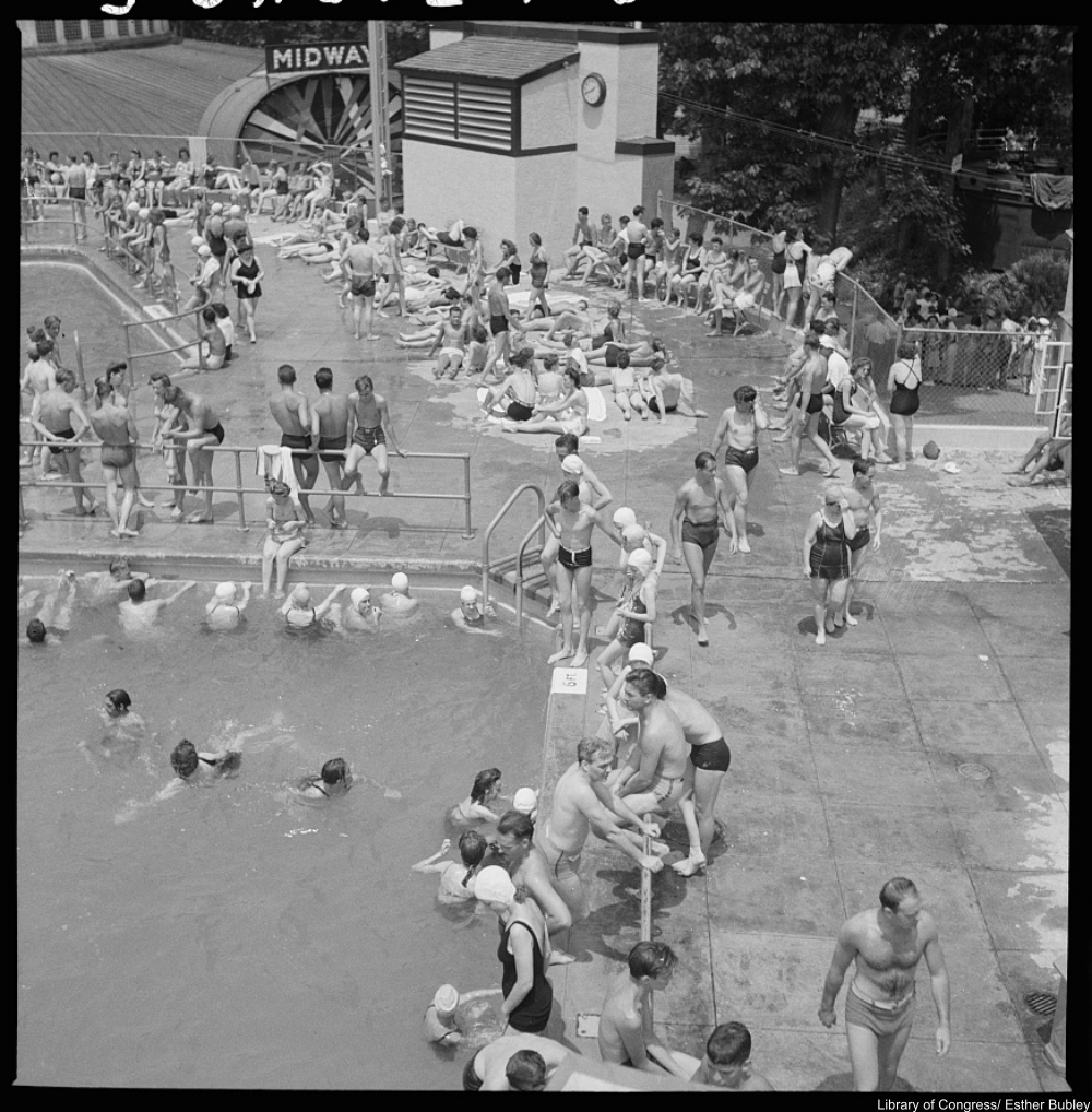 A Trip to the Glen Echo Amusement Park in 1943