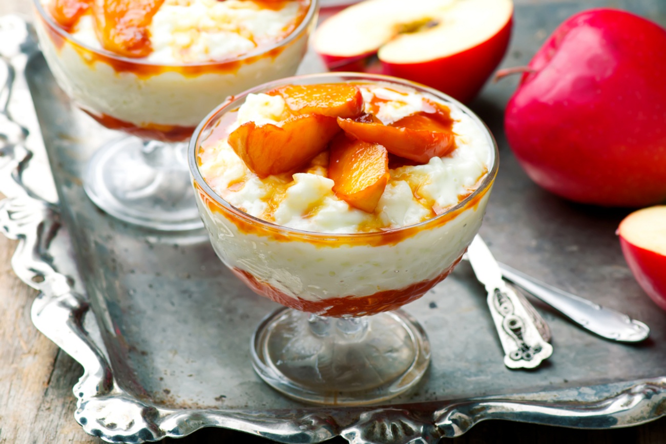 Coconut Rice Pudding with Caramelized Apples 12 Tomatoes