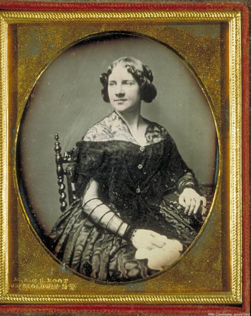 The Most Fashionable Figures Throughout History