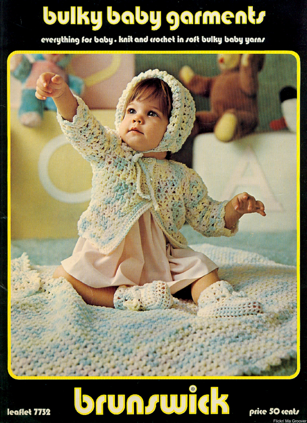 These Charming Vintage Knit& Crochet Patterns Remind Us of Grandma!