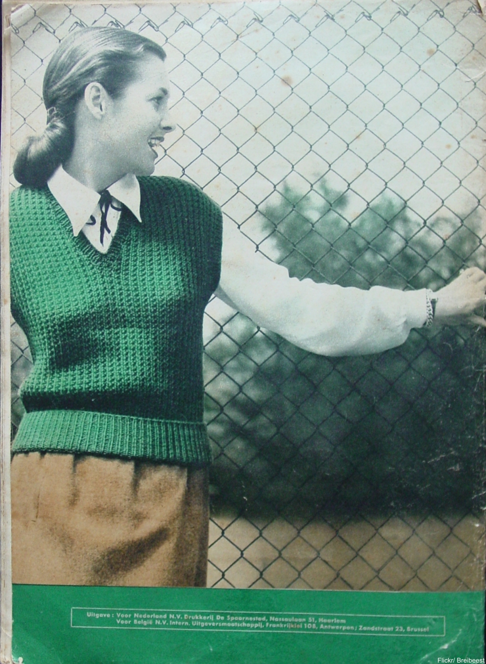 These Charming Vintage Knit & Crochet Patterns Remind Us of Grandma!