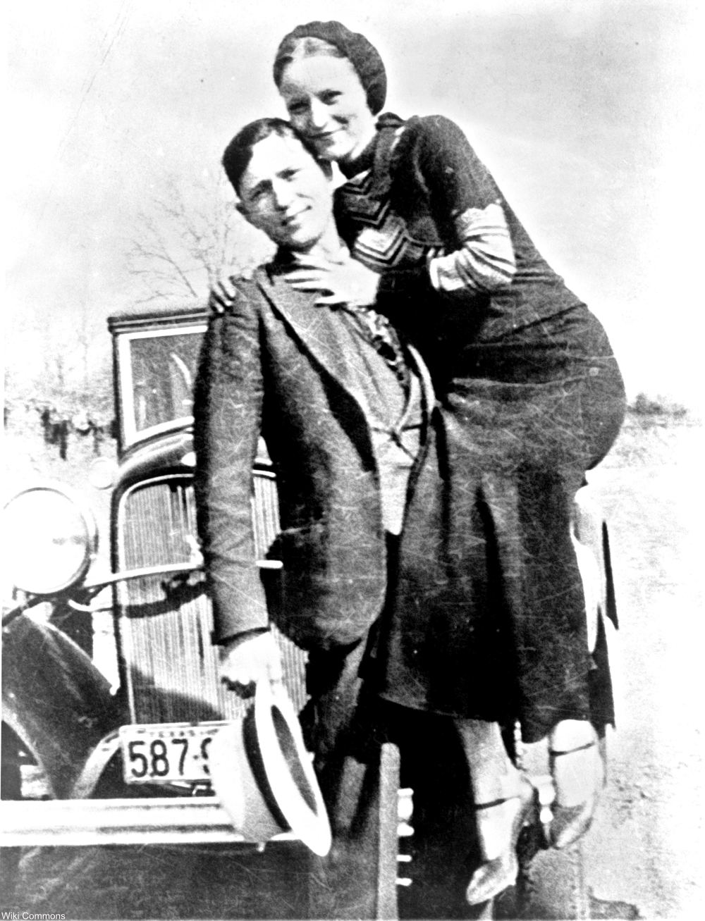 8 Surprising Facts About Bonnie and Clyde