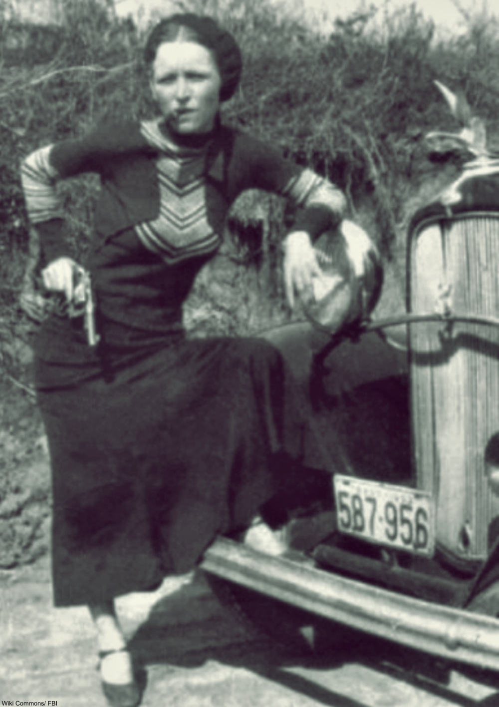 8 Surprising Facts About Bonnie and Clyde