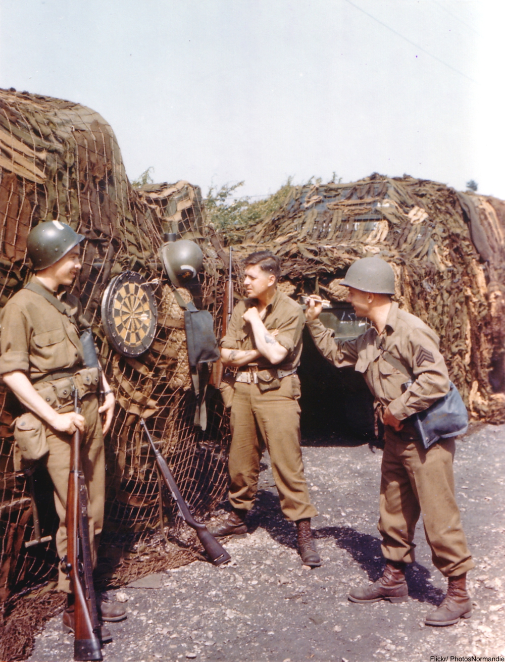 World War II in Stunning Color Photographs