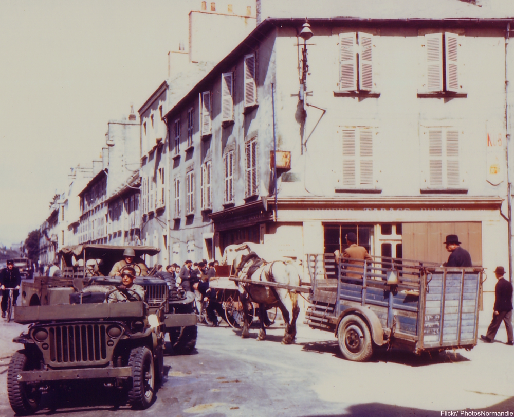 World War II in Stunning Color Photographs