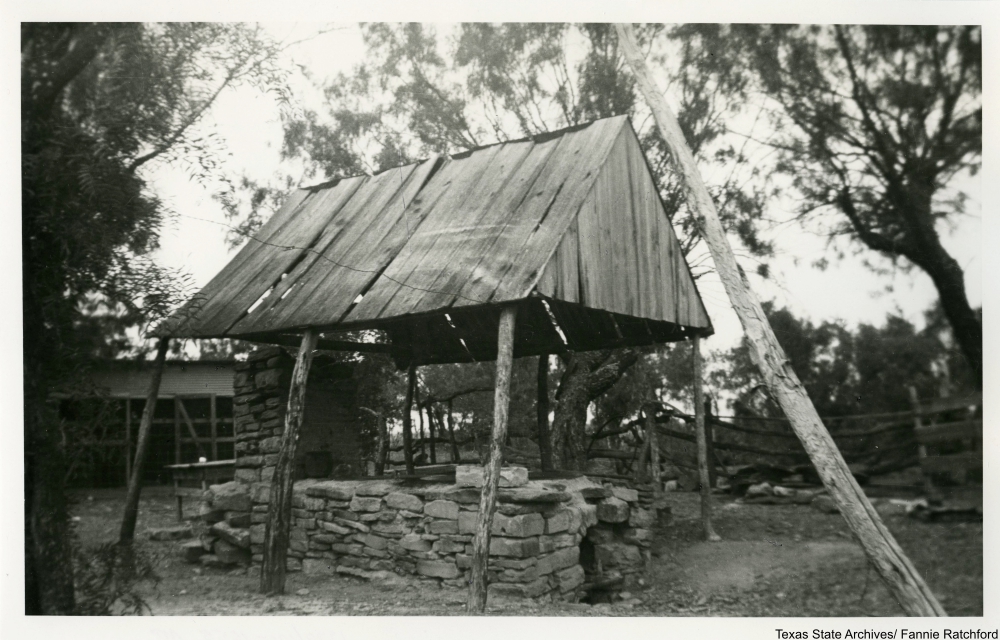 Images from 1930s Photographer Fannie Ratchford Capture the Houses of Old Texas
