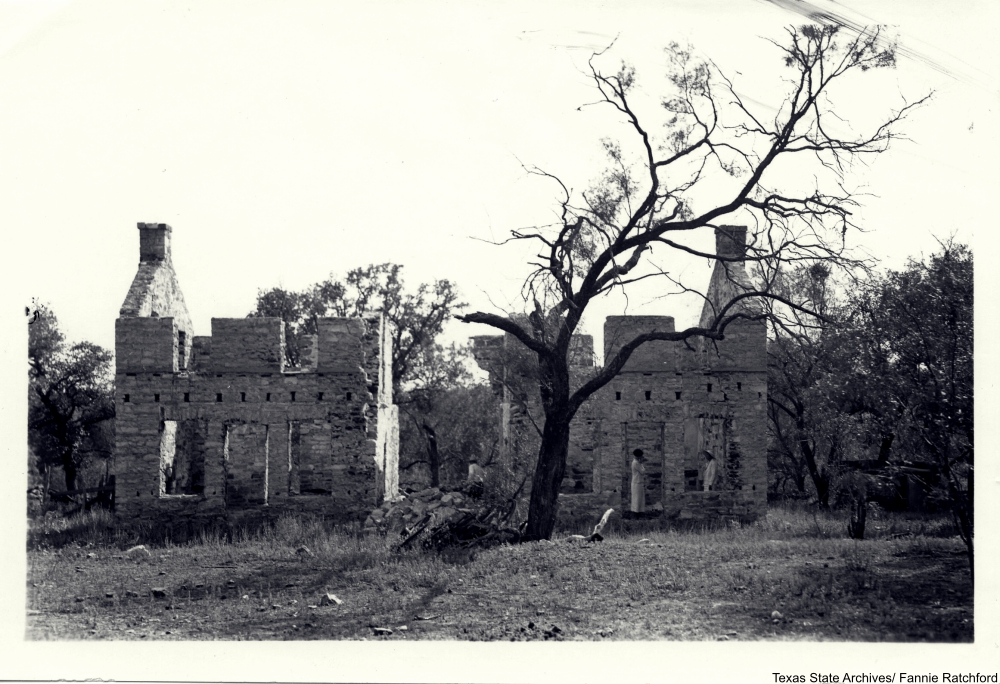 Images from 1930s Photographer Fannie Ratchford Capture the Houses of Old Texas