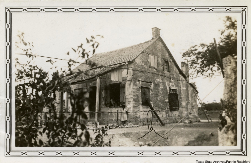 Images from 1930s Photographer Fannie Ratchford Capture the Houses of Old Texas