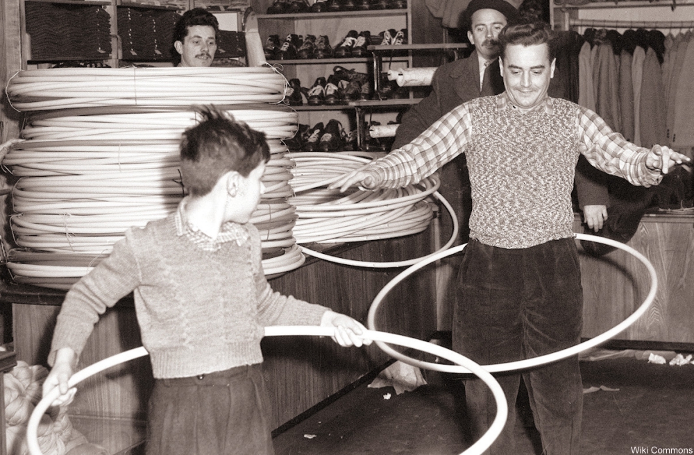 10 Fads from the 1950s That Changed the Nation Forever