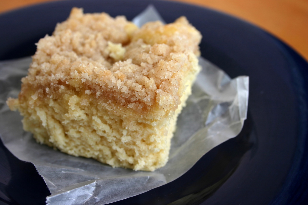 The Perfect Cinnamon Crumb Cake 12 Tomatoes