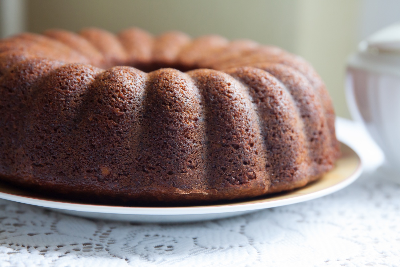 Caramel Toffee Nut Bundt Cake 12 Tomatoes