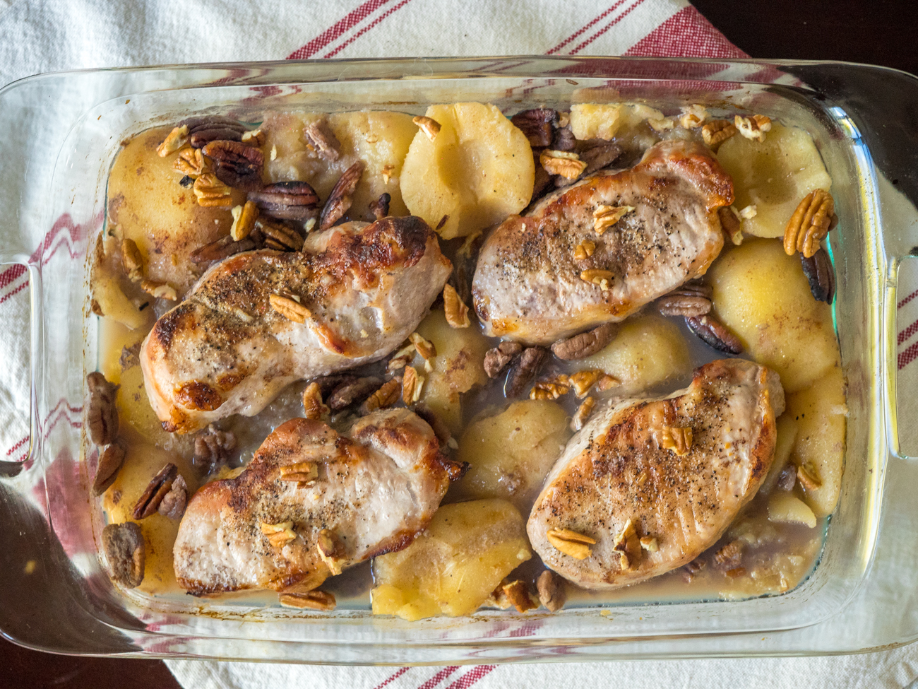 Easy Spiced Pear Pork Chops Crafty House