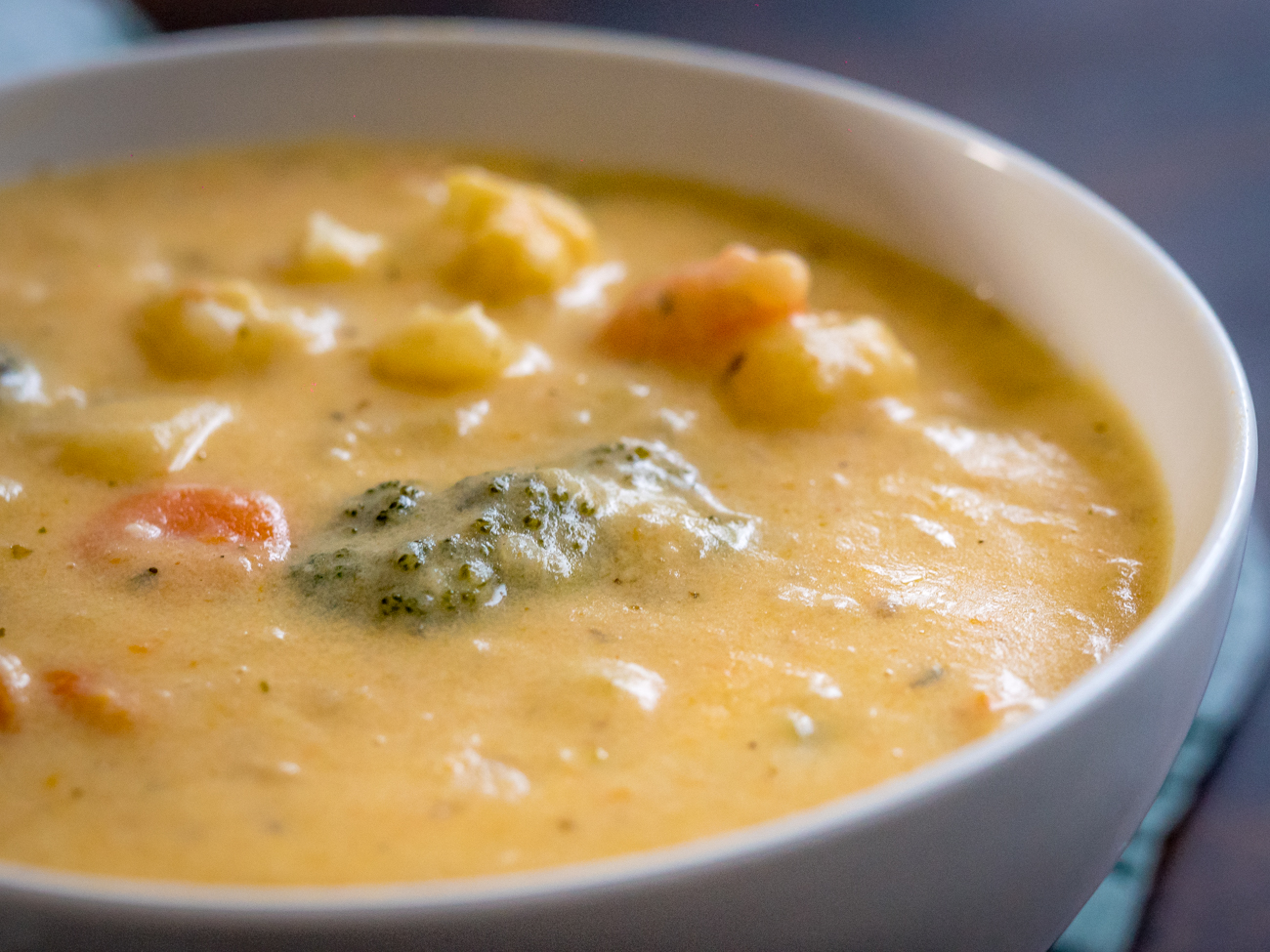 Thick and Cheesy Vegetable Chowder 12 Tomatoes