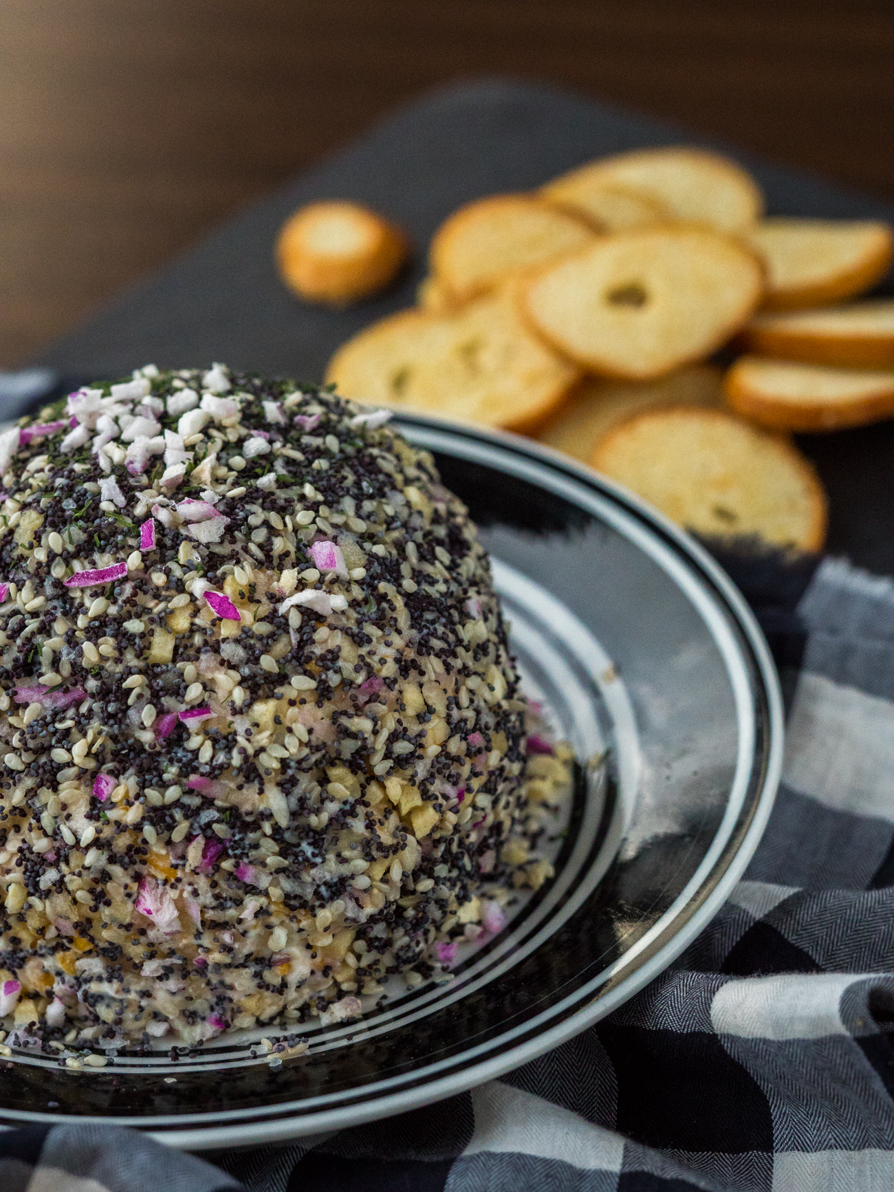 Everything Bagel Cheese Ball Pinterest Vertical 6