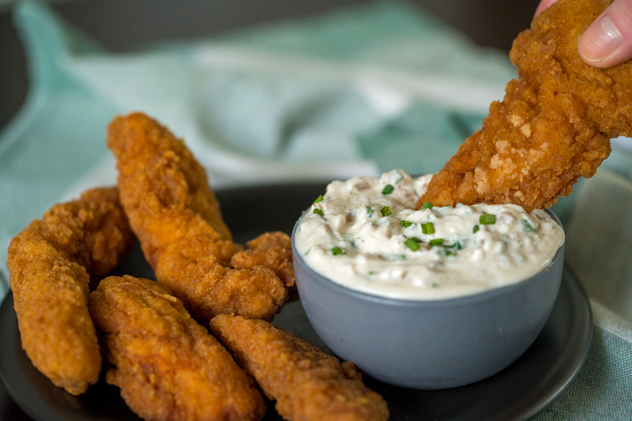 Greek Yogurt Onion Dip 12 Tomatoes