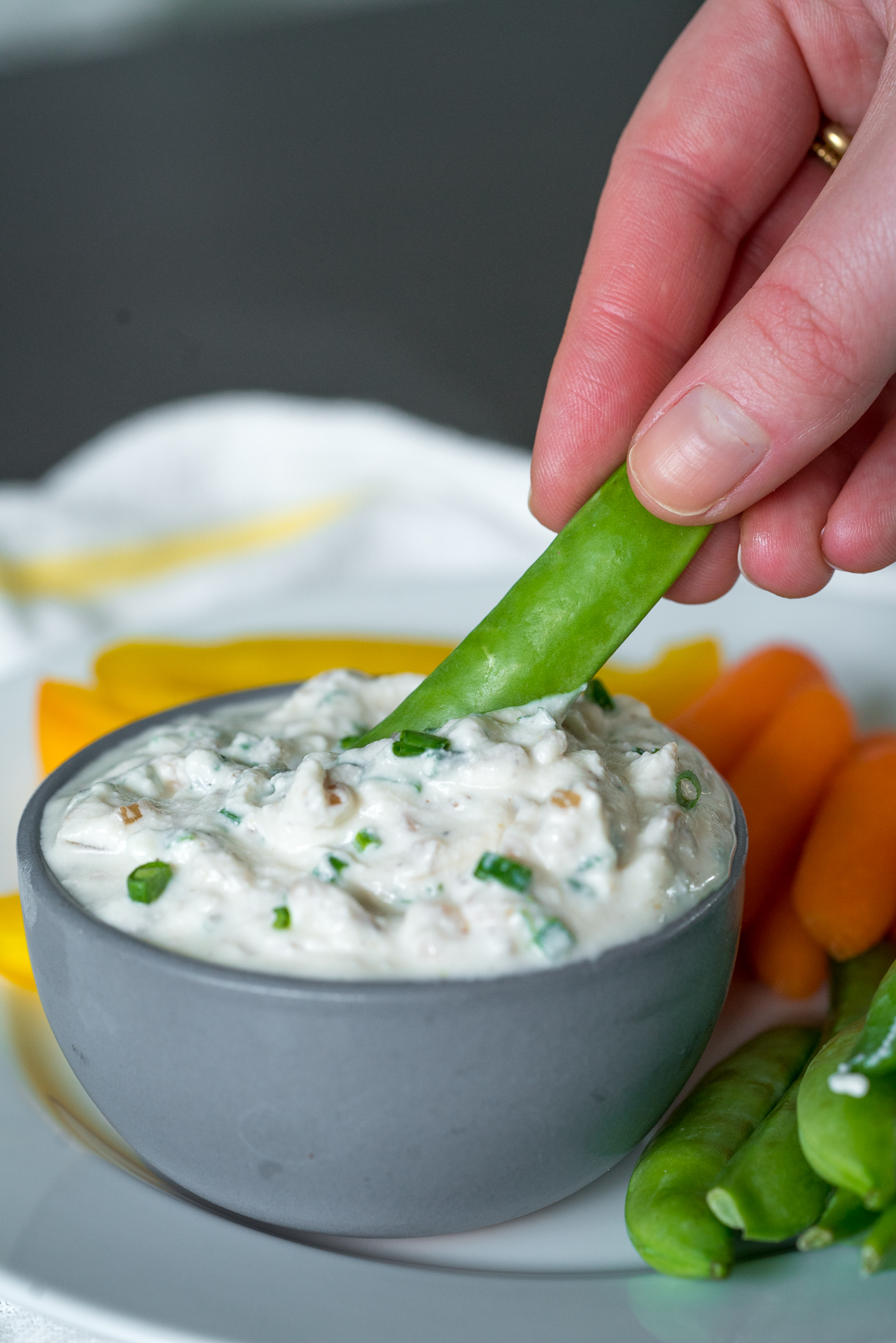 Greek Yogurt Onion Dip 12 Tomatoes