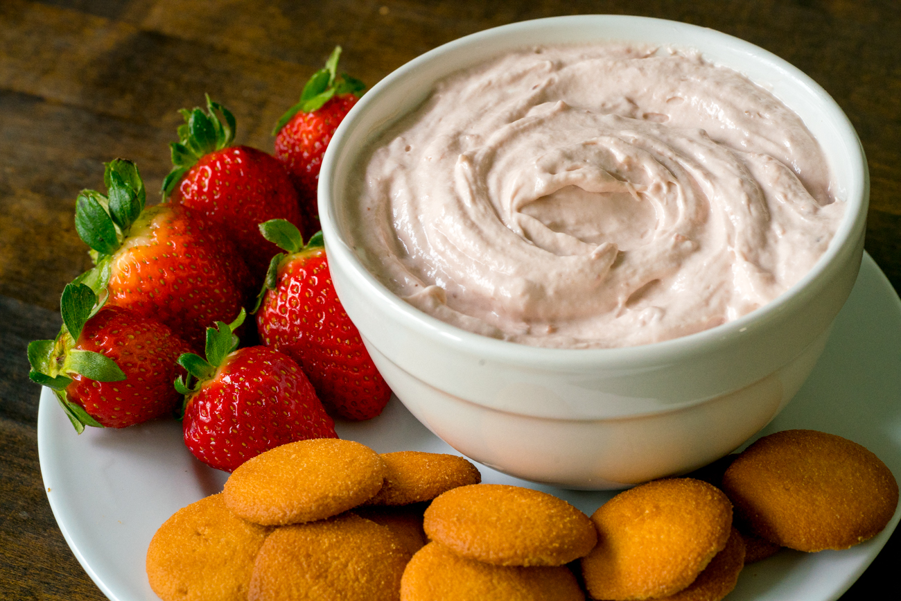 Strawberry Fluff Fruit Dip 12 Tomatoes