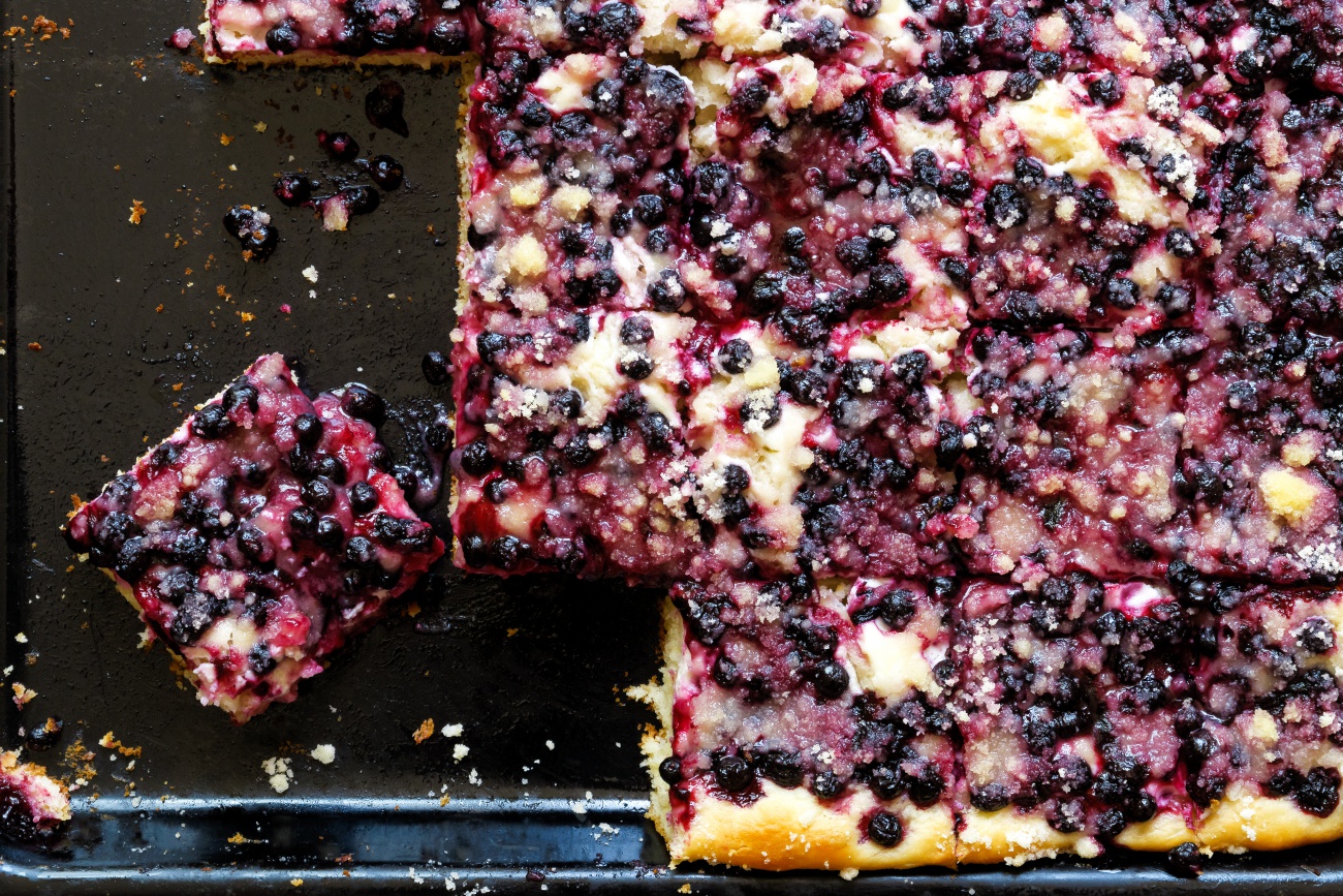 Blueberry Cream Cheese Bars 12 Tomatoes