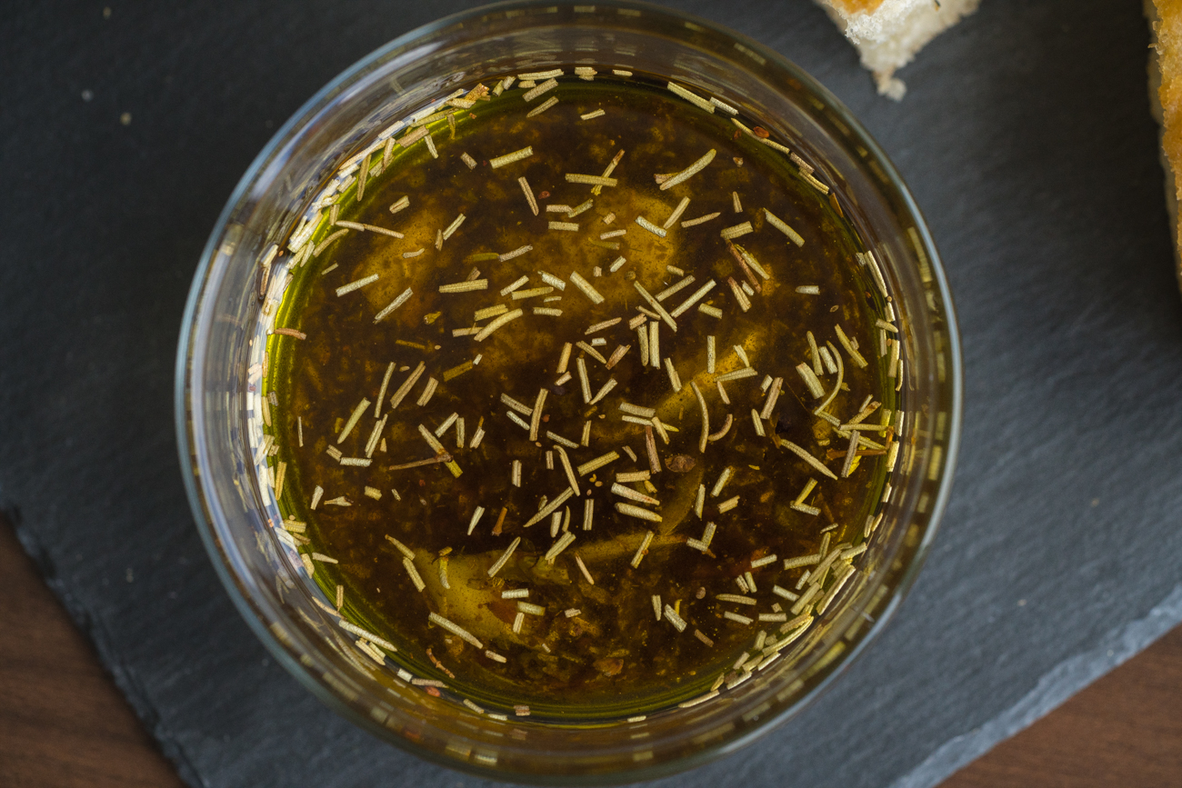 Italian Bread Dipping Oil Horizontal (2 of 10)