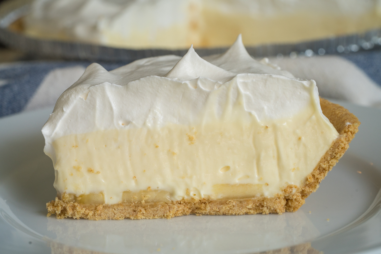 No-Bake Banana Cream Pie Horizontal (13 of 15)