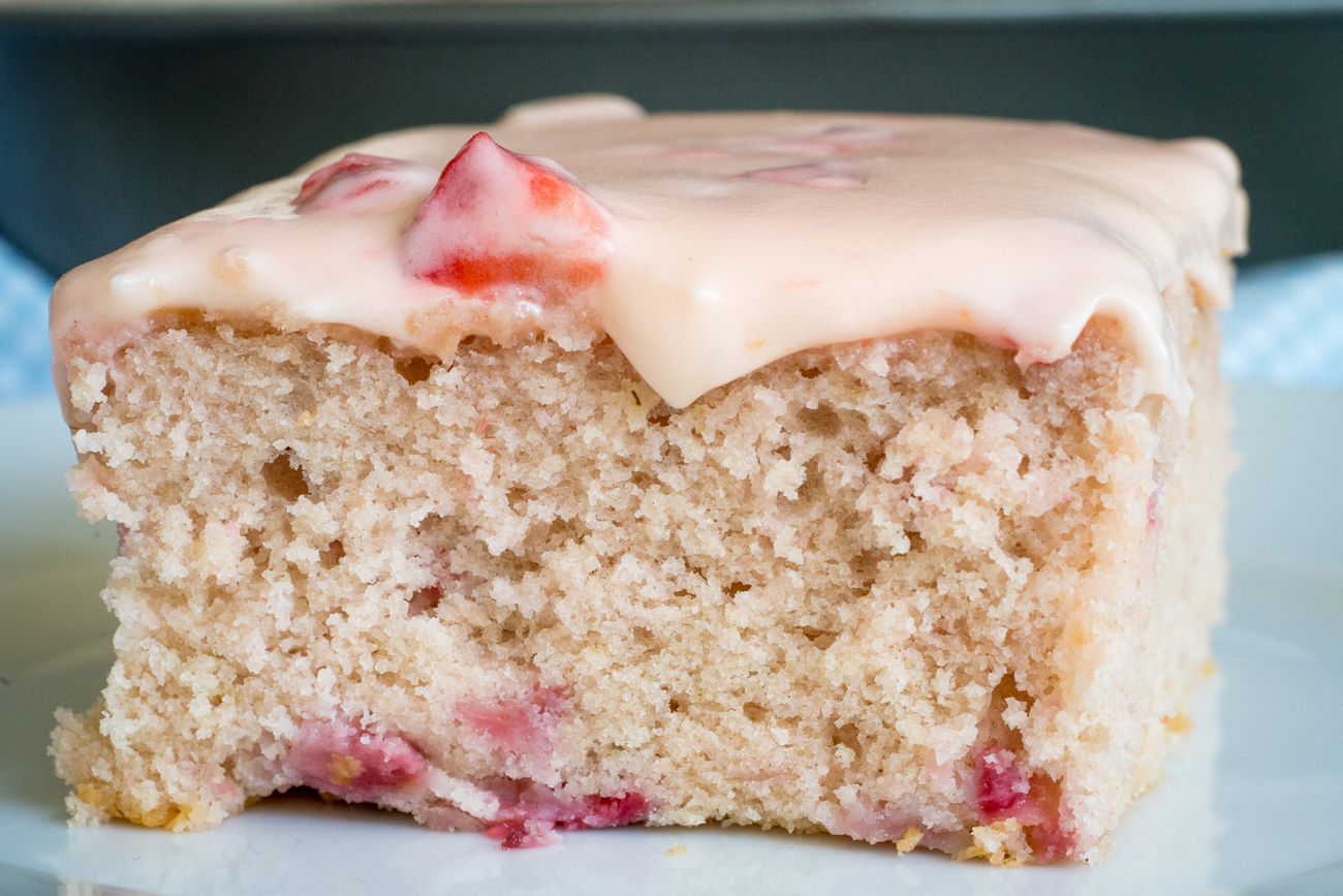 Strawberry Sheet Cake10
