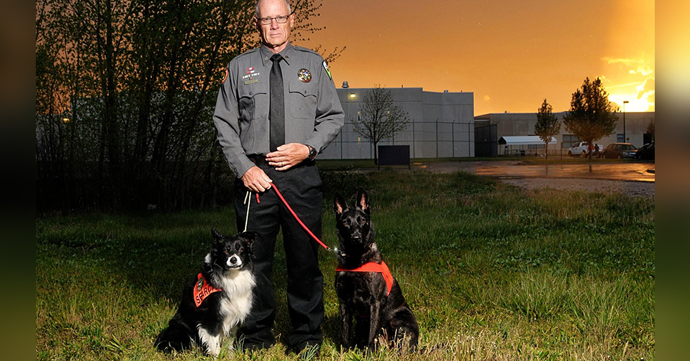 Source: Facebook/Weber County Search and Rescue Bryan Bennet with Jackie and Mina.