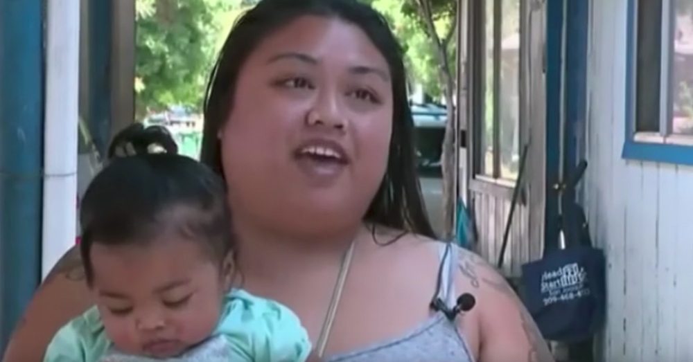 Source: YouTube/Daily Mail Nana Chaichanhda and her 7-month-old daughter.