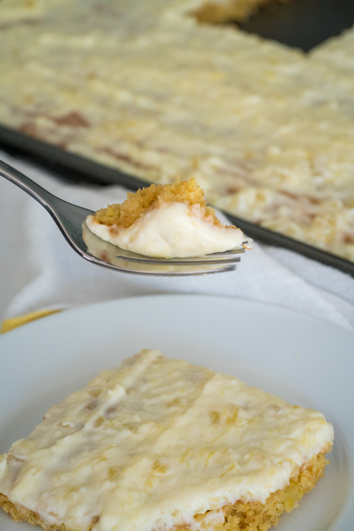 Pineapple Sheet Cake Vertical (5 of 6)