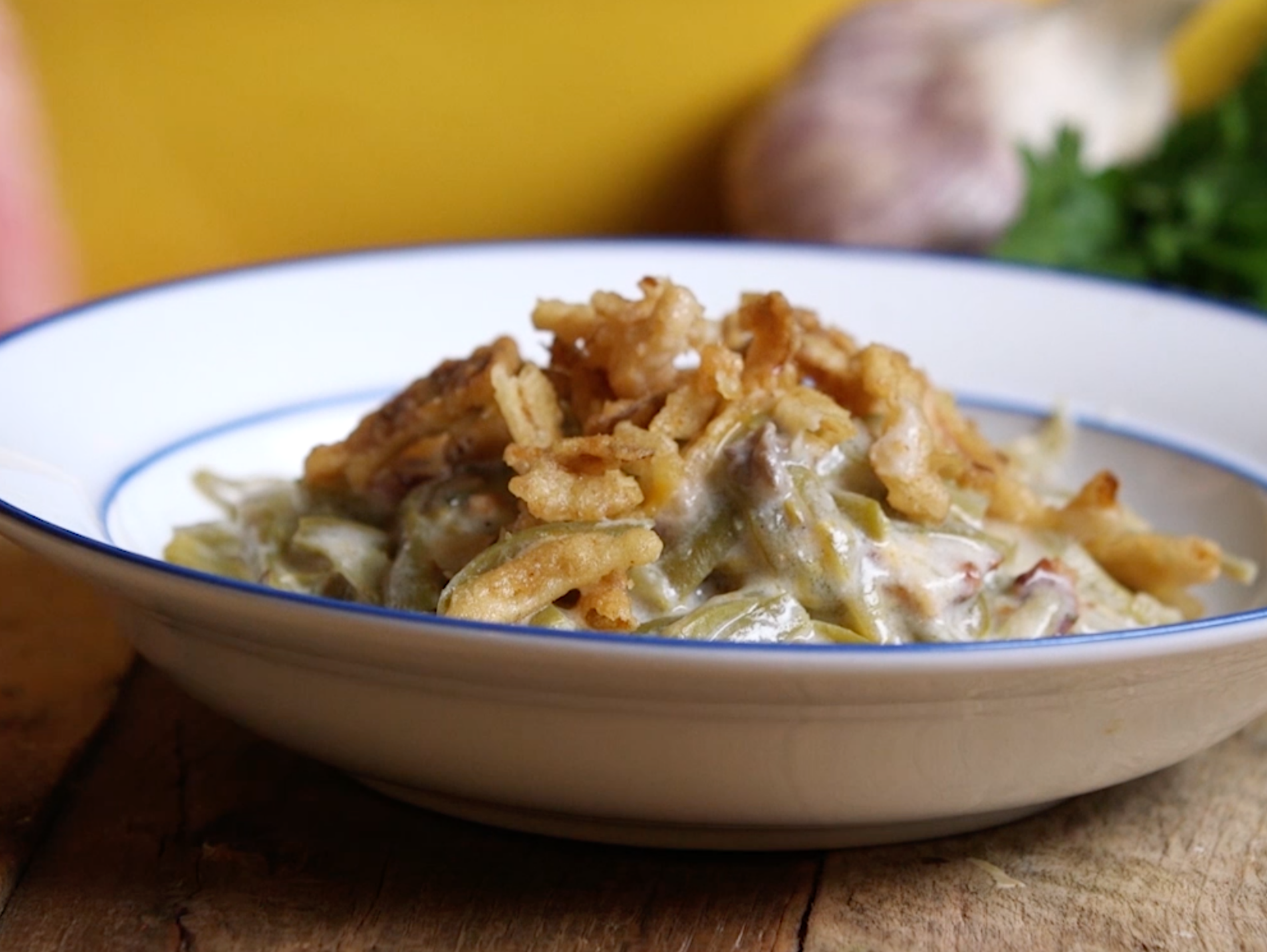 See a Problem? Jul 23, · The final result is irresistible crunchy cauliflower bites! This Roasted Garlic Parmesan Cauliflower is the best idea for a side dish featuring this vegetable. Aside from turning it into a vegetarian, healthy Alfredo sauce, or mashed cauliflower of course.5/5(7).