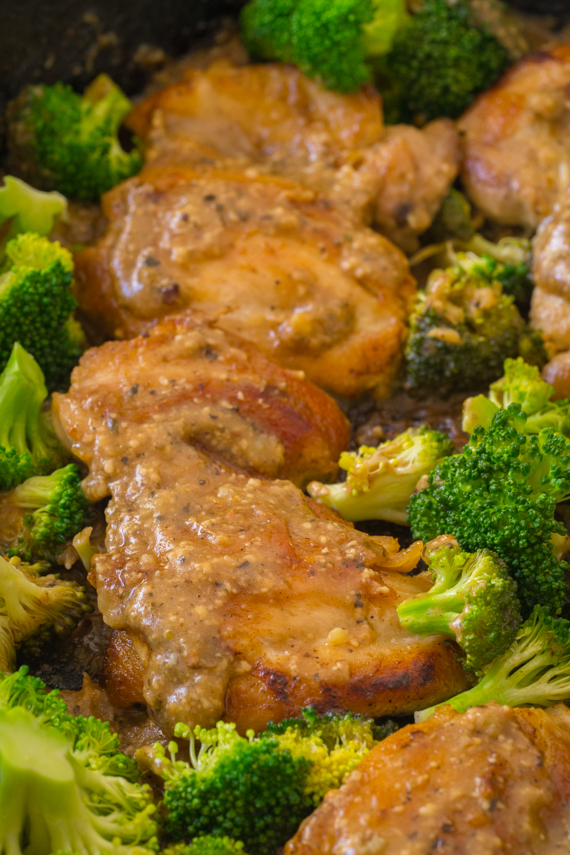 Garlic and Lemon Parmesan Broccoli Chicken Skillet 12 Tomatoes