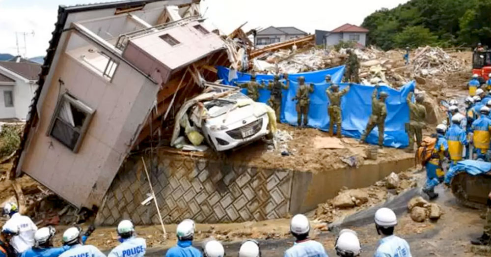 Source: YouTube/Cities of the World After a dam burst upstream, homes in the Ehime Prefecture took the brunt of the oncoming floods.