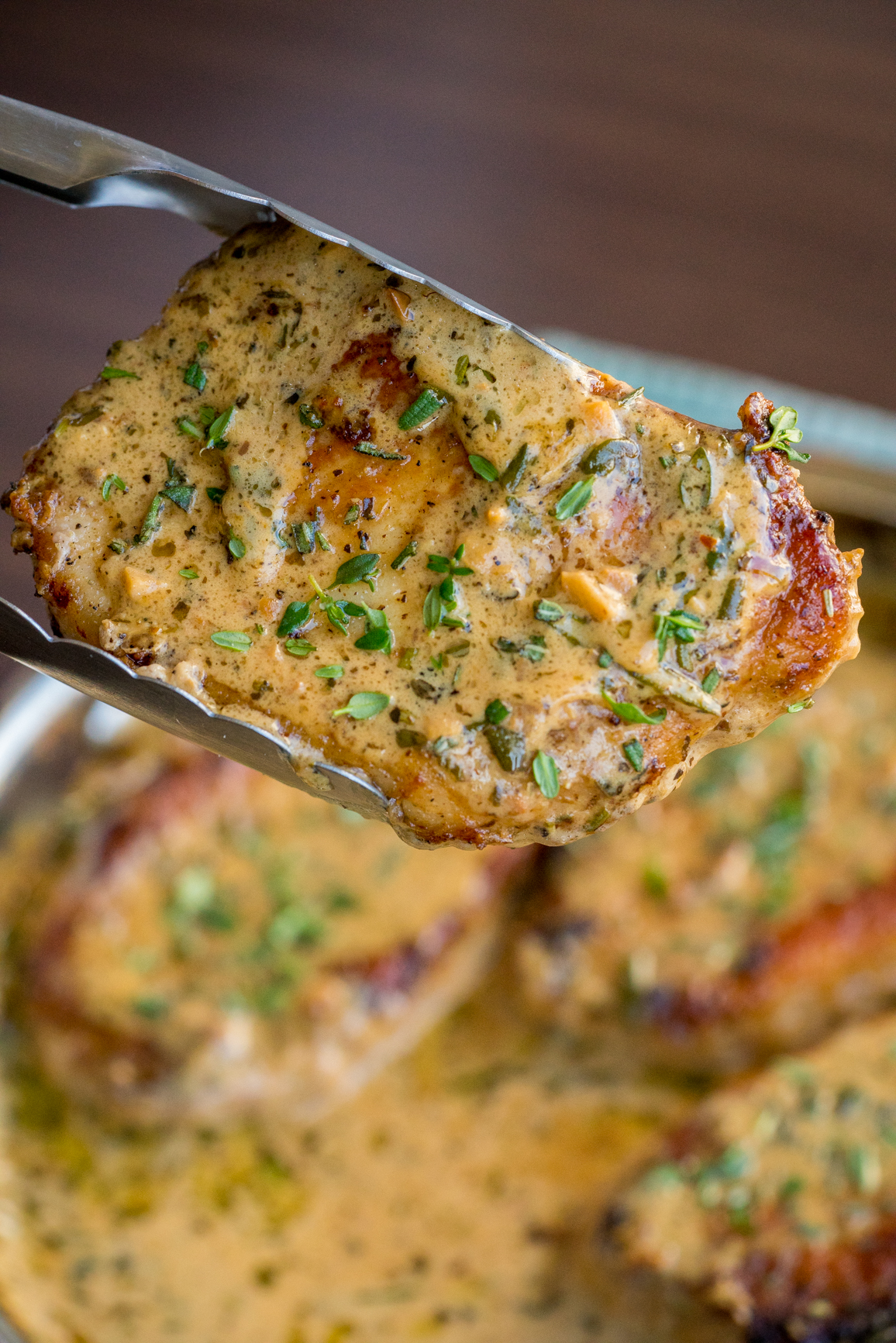 Garlic and Herb White Wine Pork Chop Skillet Vertical (4 of 5)