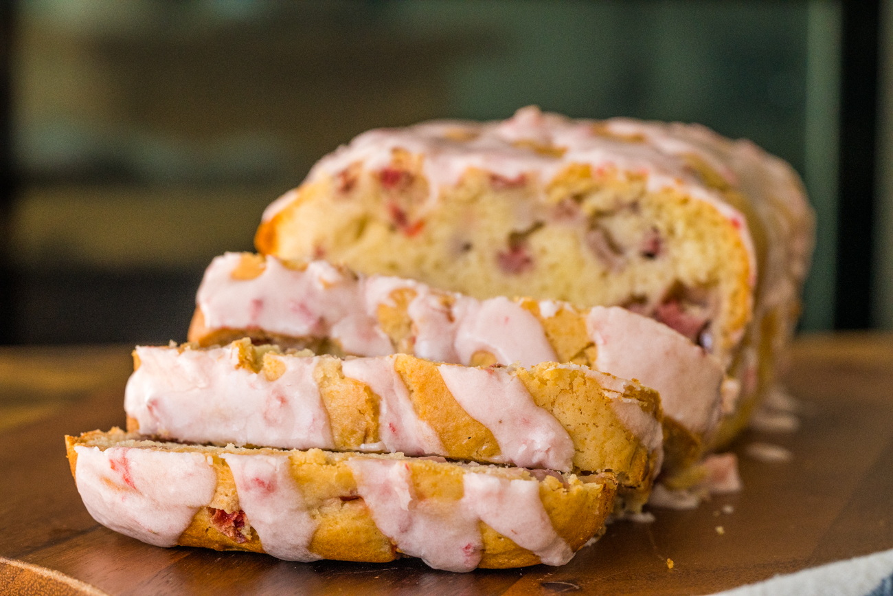 The Best Strawberry Loaf Cooking Panda