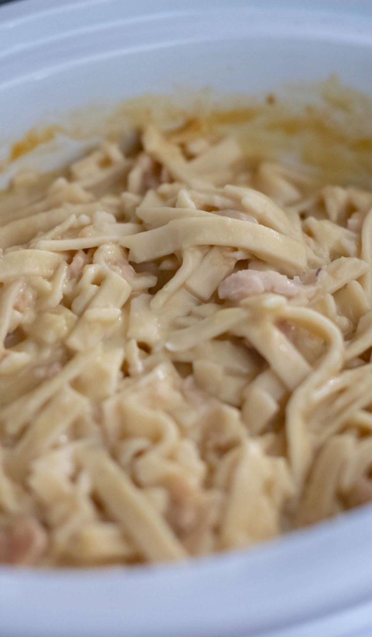 Creamy Slow Cooker Chicken Noodles Cooking Panda