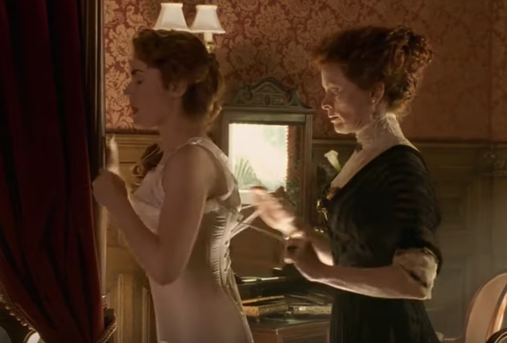 Fashion Expert Fact Checks Titanic S Costumes Live Play Eat
