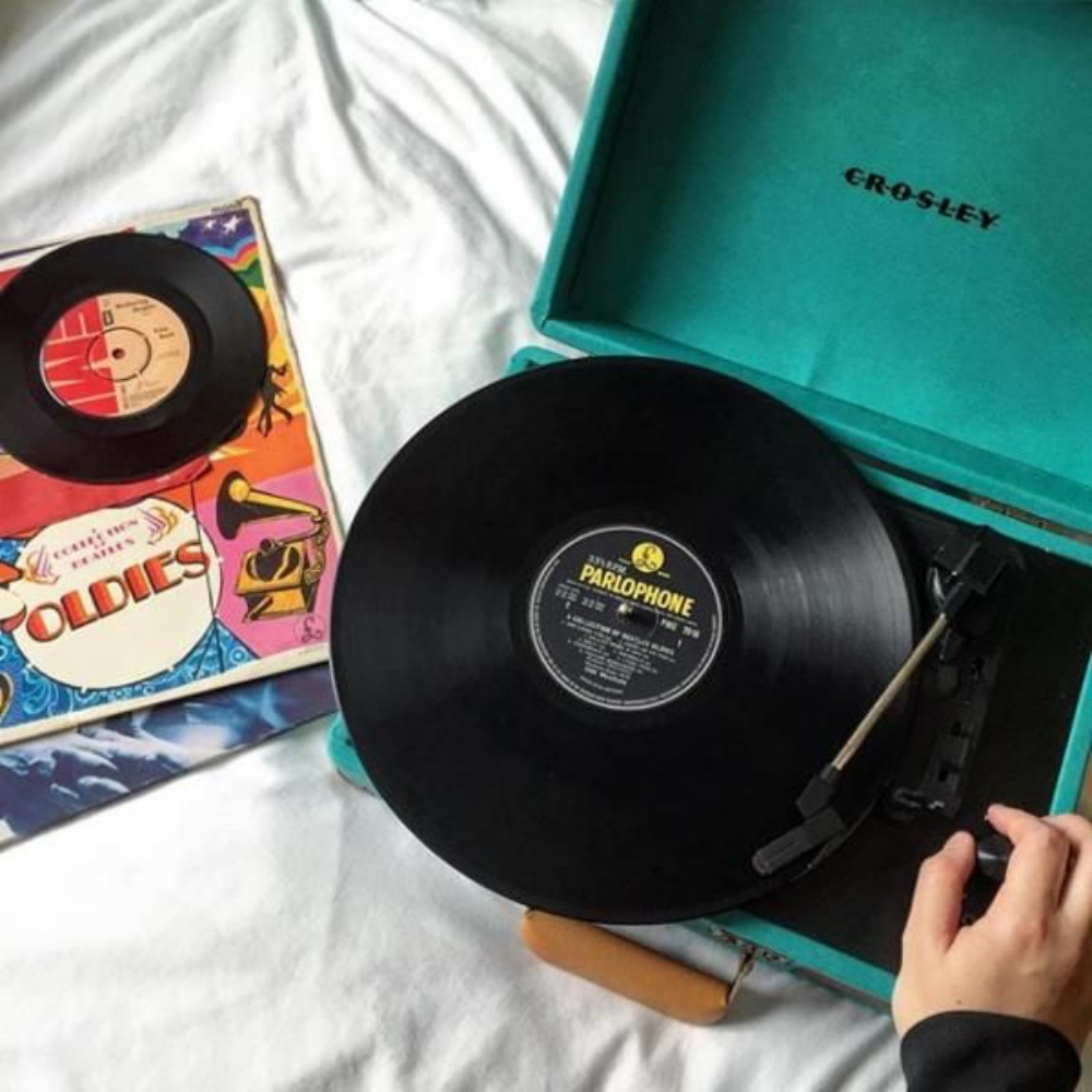 record and record player