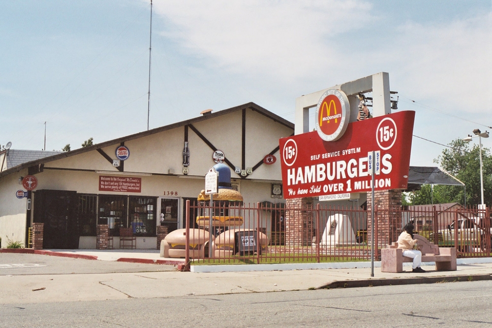 McDonald's restaurant exterior