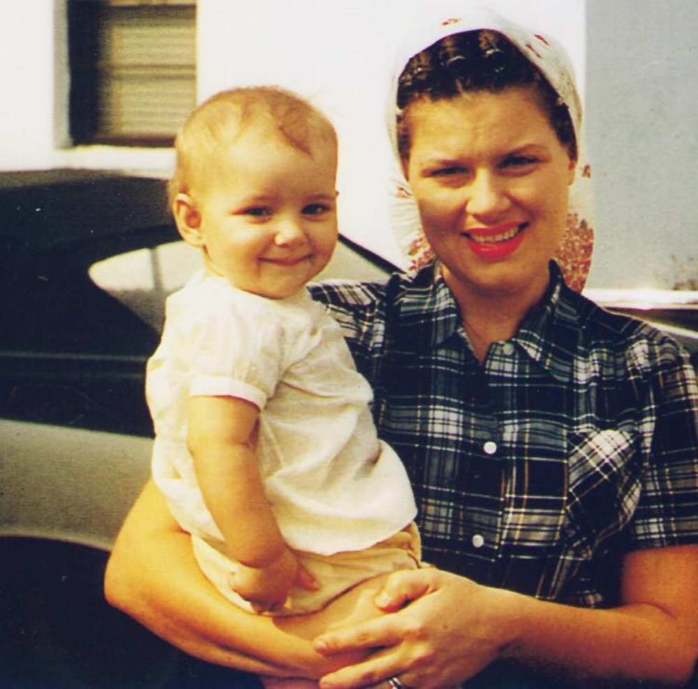 Patsy Cline with her infant daughter