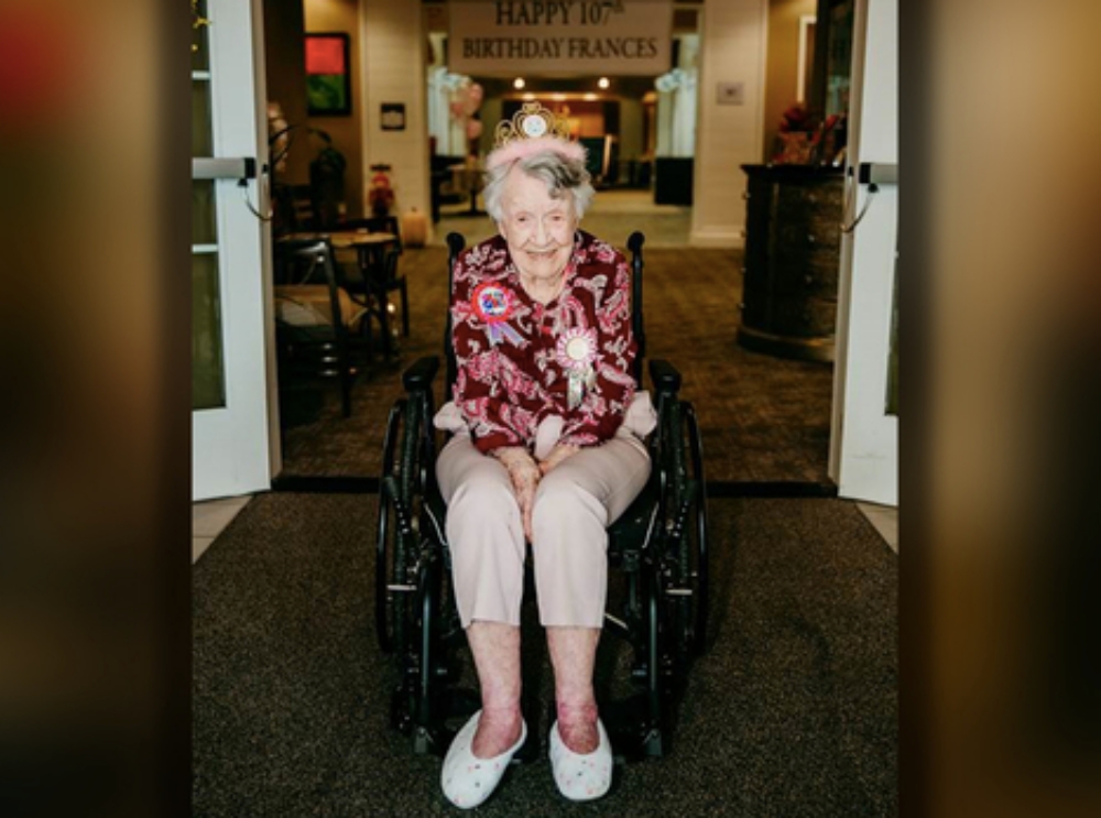 woman celebrates her 107th birthday