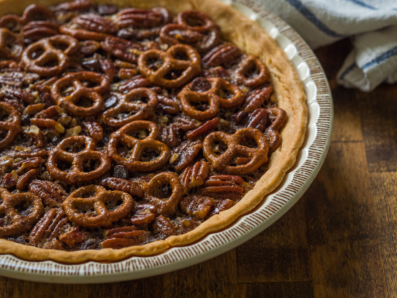 Chocolate Pretzel Pecan Pie Live Play Eat