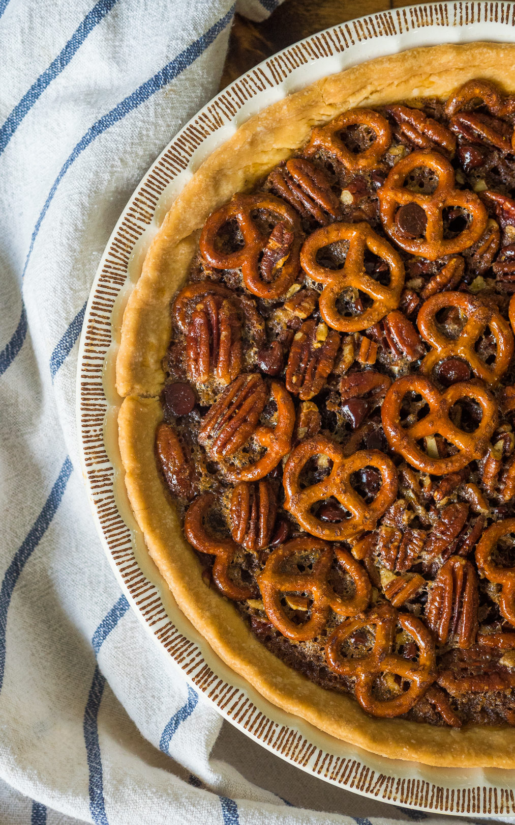 Chocolate Pretzel Pecan Pie Live Play Eat