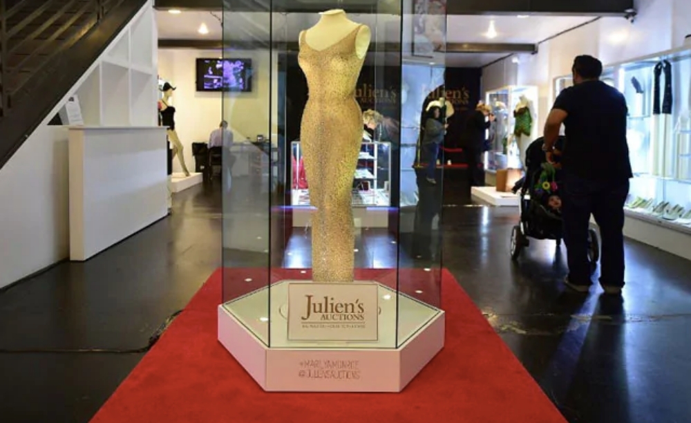 collection of Marilyn Monroe outfits sells at auction