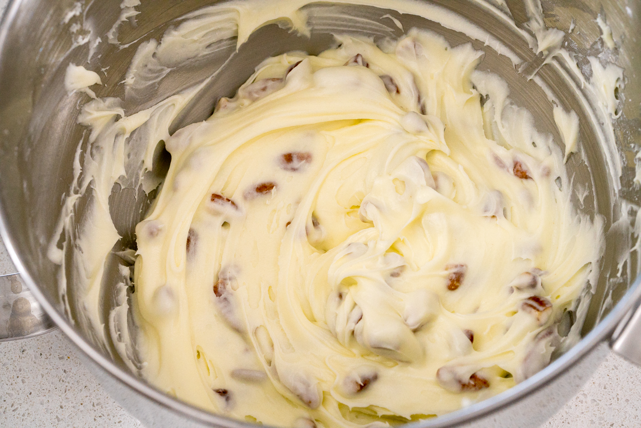 frosting for Elvis Presley Cake