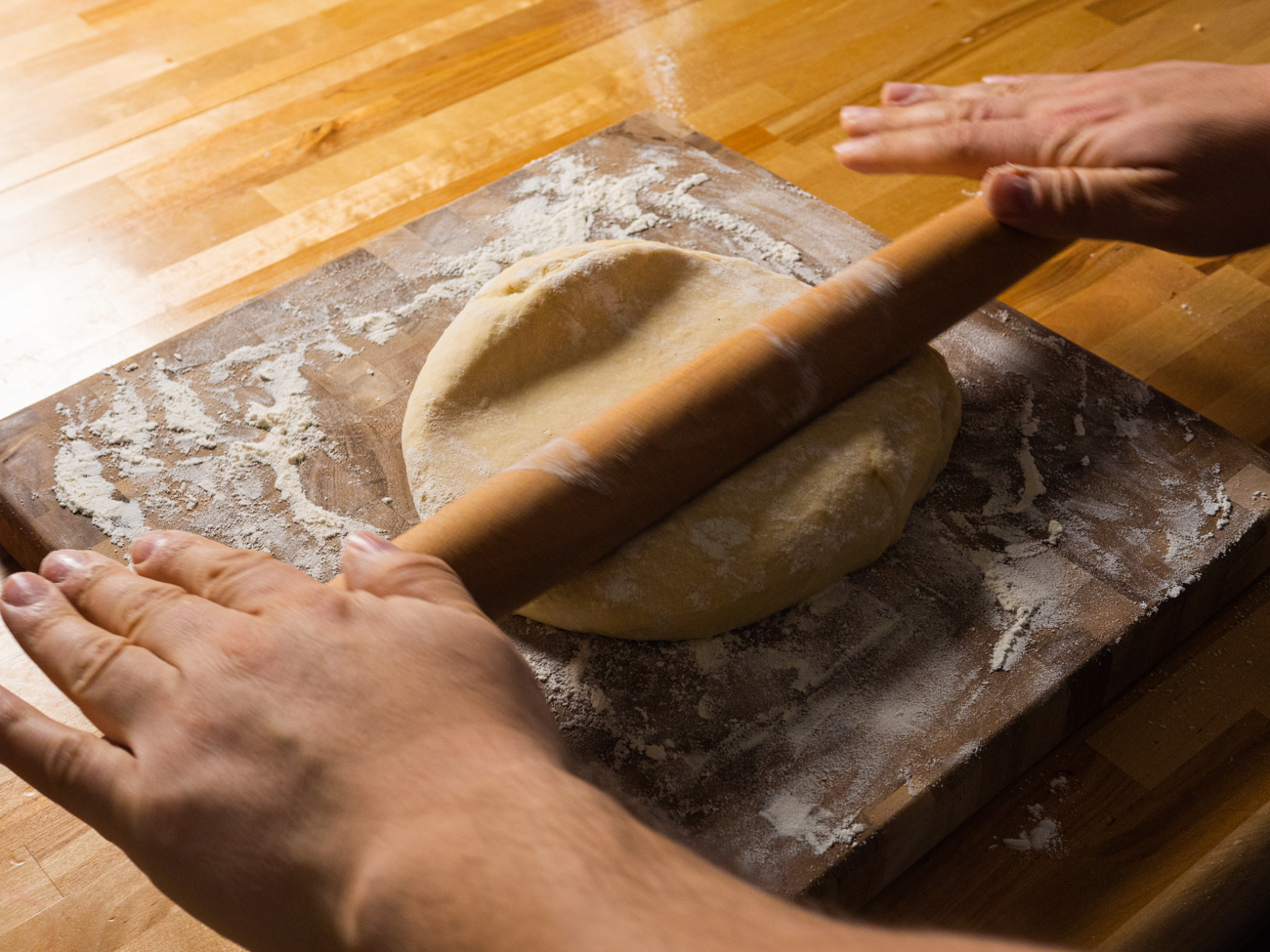 PullApart Garlic Butter Bundt Bread Live Play Eat